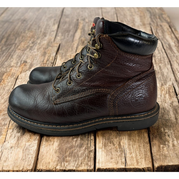 Red Wing Shoes Other - *Flawed Red Wing Men's Irish Setter Farmington 6-Inch Work Boots 83603 Size 9.5D